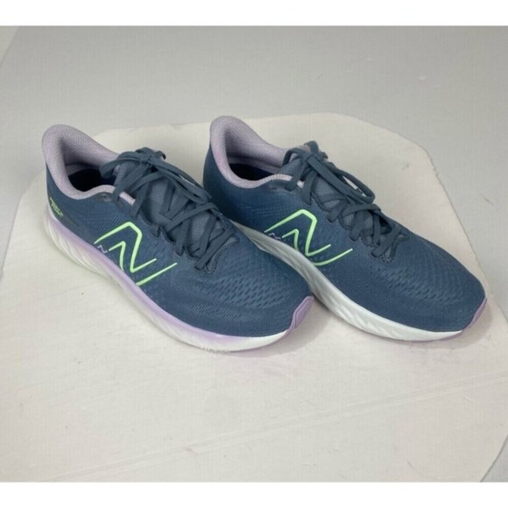 New Balance Fresh Foam X Evoz  Running Shoes Womens Size 12(B) Sneakers blue.